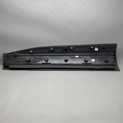 J9D3-21064-A JAGUAR I-PACE DOOR MOLDING RIGHT FRONT J9D3-21064-A 2018 2019 2020 OEM