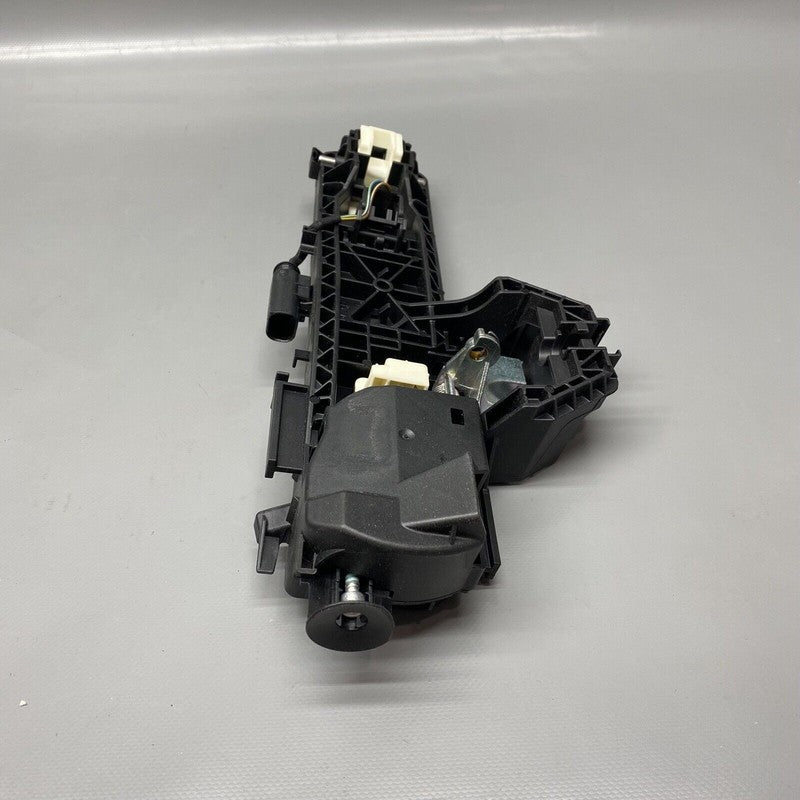 A2047602334 MERCEDES BENZ GLS450 HANDLE BASE LEFT A2047602334 2017 2018 2019 OEM
