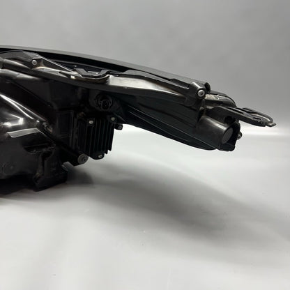 10000-8A06J TOYOTA HIGHLANDER HEADLIGHT RIGHT PASSENGER 2020 2021 2022 OEM 10000-8A06J