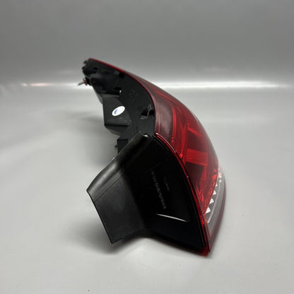 A1189068000 MERCEDES CLA250 TAIL LIGHT RIGHT PASSENGER 2020 2021 2022 LED A1189068000 OEM
