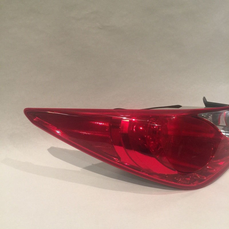 HYUNDAI SONATA TAIL LIGHT LEFT DRIVER SIDE 2011 2012 2013 OEM