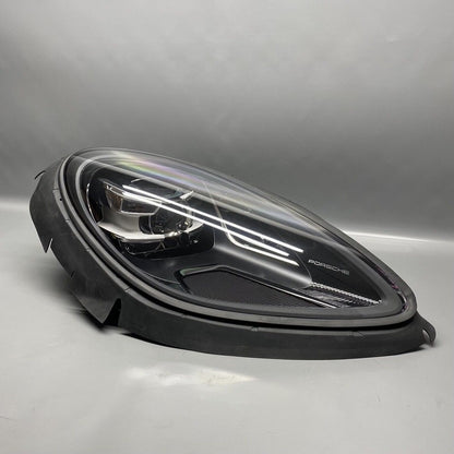 95B941010BD PORSCHE MACAN HEADLIGHT RIGHT SIDE 95B941010BD 2019 2020 2021 FULL LED DMG OEM