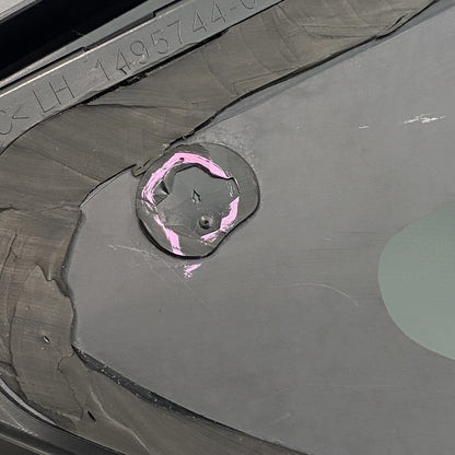 1495740-00-E TESLA MODEL Y QUARTER GLASS LEFT REAR 1495740-00-E 2020 2021 2022 OEM