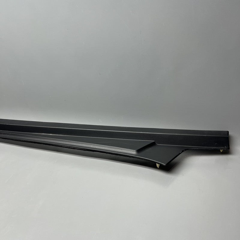 1821257-00-C TESLA CYBERTRUCK REAR APRON MOLDING 2024 OEM 1821257-00-C