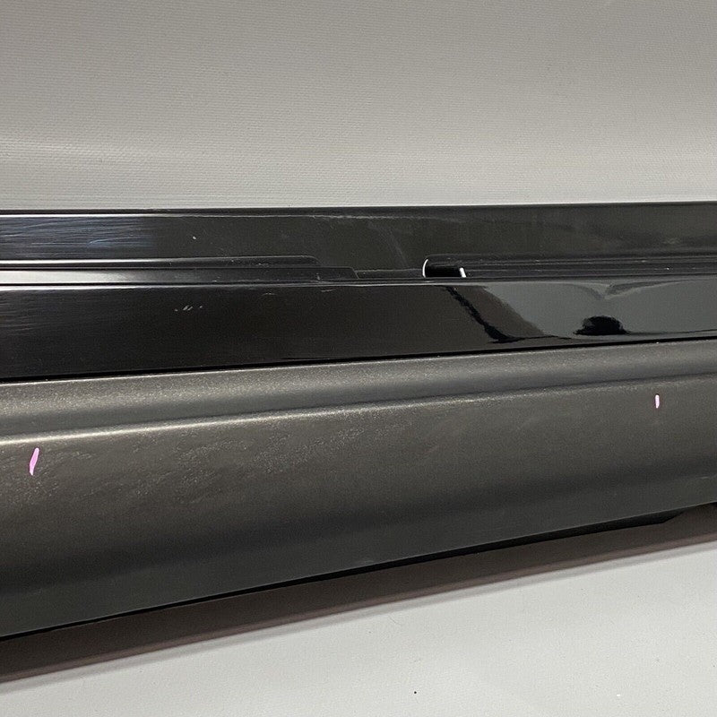 670010791 MASERATI GHIBLI ROCKER MOLDING RIGHT PASSENGER 2014 2015 2016 2017 670010791 oem