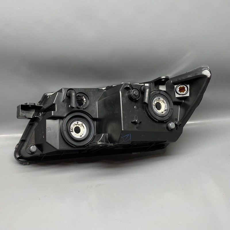 DODGE JOURNEY HEADLIGHT RIGHT PASSENGER HALOGEN OEM 2014 15 2016 17 18 2019 2020