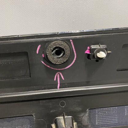 J9D3-21064-A JAGUAR I-PACE DOOR TRIM RIGHT FRONT J9D3-21064-A OEM 2019 2020 2021 