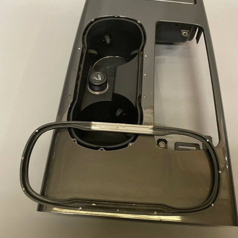670040814 MASERATI GHIBLI CENTER GLOVE COMPARTMENT 2014 2015 2016 OEM 670040814