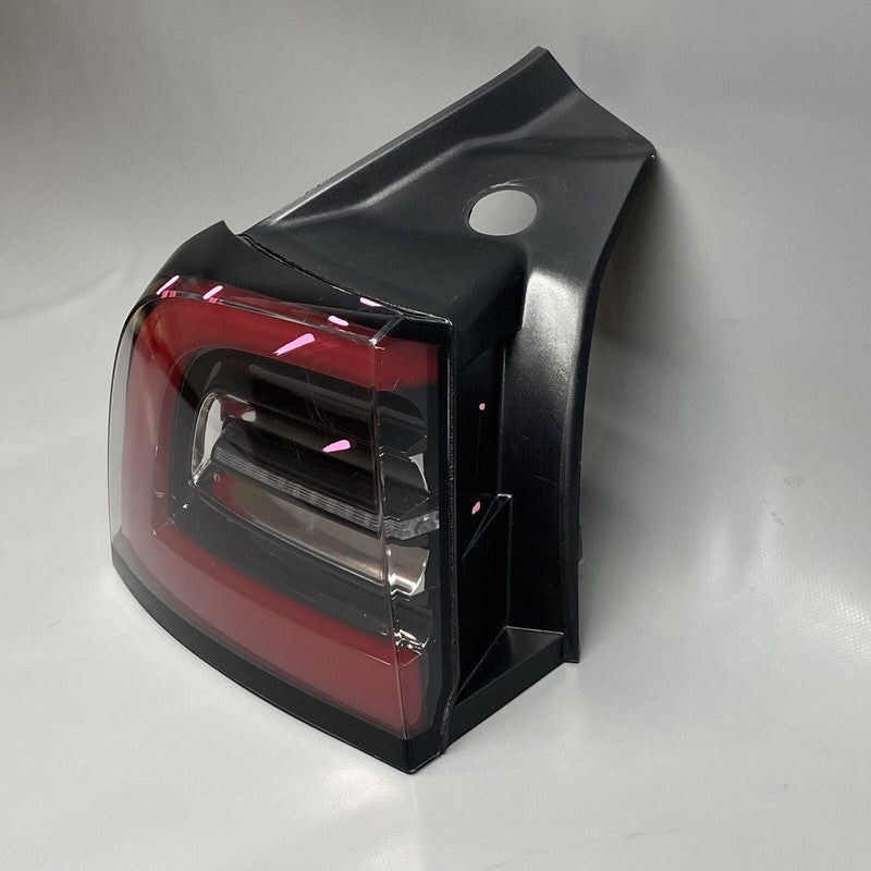 MODEL 3 TESLA MODEL 3 TAIL LIGHT LEFT DRIVER SIDE LED OEM 2017 2018 2019 2020 2021 2022