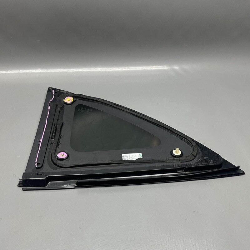 1495740-99-H TESLA MODEL Y QUARTER GLASS LEFT REAR 2020 2021 2022 2023 OEM 1495740-99-H