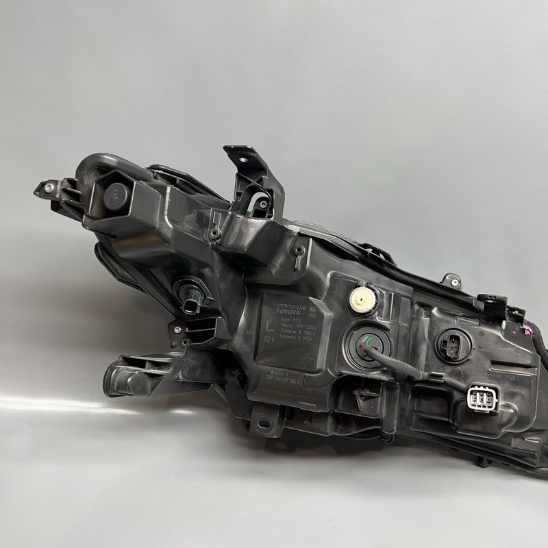 TOYOTA CAMRY HEADLIGHT LEFT DRIVER 2018 2019 2020 LED OEM
