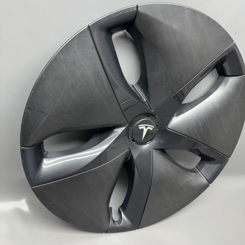 1044231-99-B TESLA MODEL 3 WHEEL CAP 18 INCH 1044231-99-B OEM 2017 2018 2019 2020