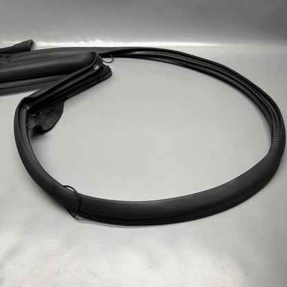 1090510-00-L TESLA MODEL 3 DOOR SEAL RIGHT REAR 2017 18 19 20 21 22 2023 OEM 1090510-00-L