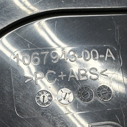 1067943-00-A TESLA MODEL S DOOR PLATE RIGHT REAR 2012 2013 2014 2015 OEM 1067943-00-A