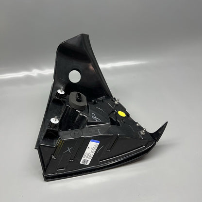 1502086-00-D TESLA MODEL Y TAIL LIGHT LEFT DRIVER 2020 2021 2022 2023 2024 LED 1502086-00-D
