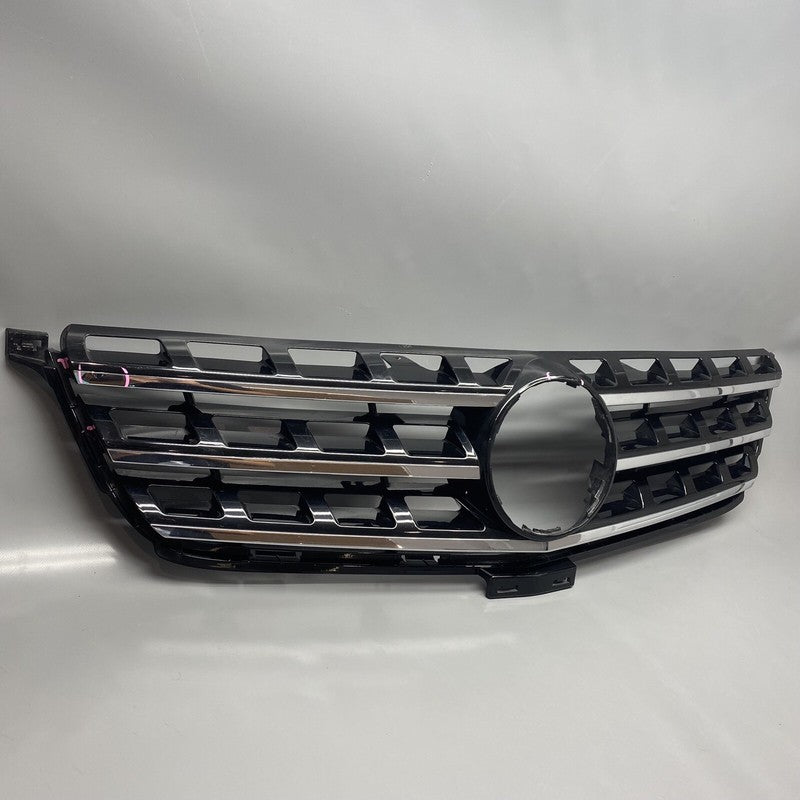 A1668800123 MERCEDES BENZ ML350 GRILLE ML550 A1668800123 2012 2013 2014 OEM 