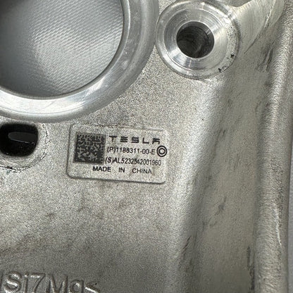 1188311-00-E TESLA MODEL Y KNUCKLE SPINDLE LEFT FRONT 2020 2021 2022 2023 OEM 1188311-00-E