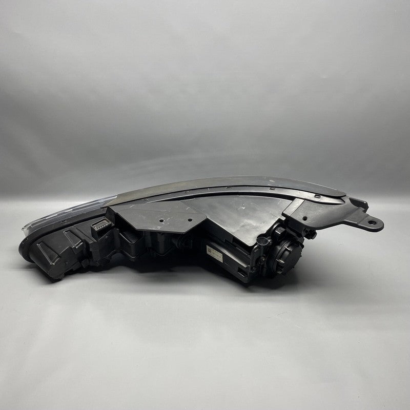 HYUNDAI ELANTRA HEADLIGHT RIGHT PASSENGER 92102F3500 2019 2020 HALOGEN