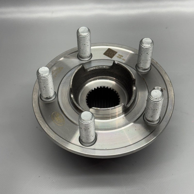 RANGE ROVER VELAR WHEEL HUB REAR 2018 2019 2020 OEM LR090541