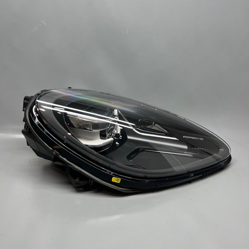 PORSCHE MACAN HEADLIGHT RIGHT PASSENGER FULL LED 2019 2020 2021 OEM 95