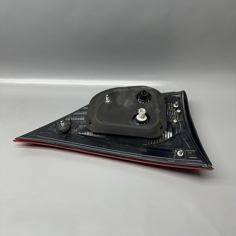 TOYOTA SIENNA TAIL LIGHT INNER GATE RIGHT 2015 2016 2017 2018 2019 OEM 