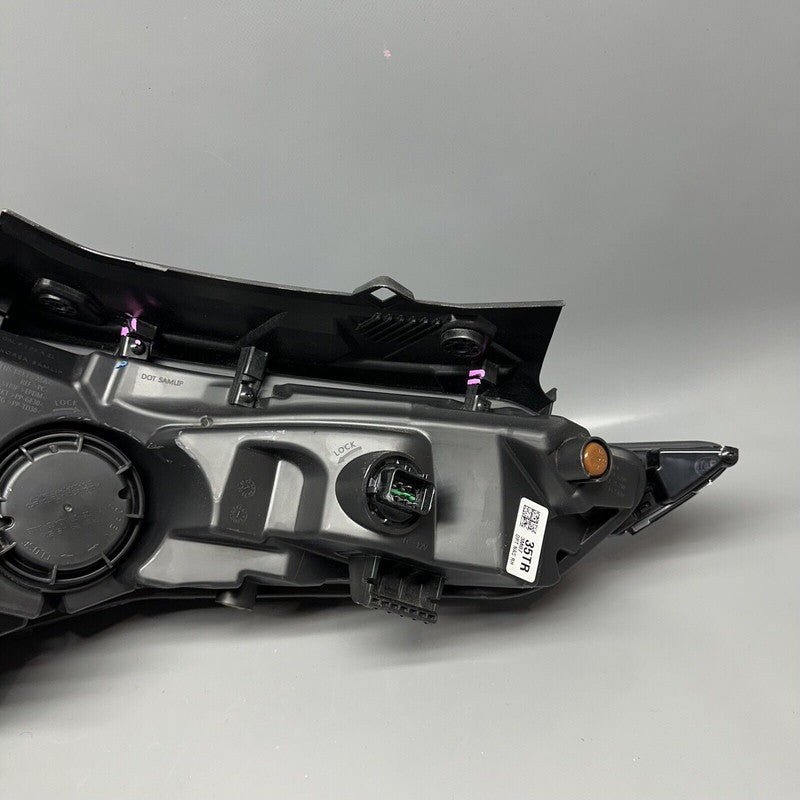 HYUNDAI TUCSON HEADLIGHT RIGHT PASSENGER 2022 2023 2024 OEM