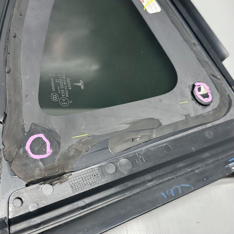 1495740-00-E TESLA MODEL Y QUARTER GLASS LEFT REAR 2020 2021 2022 2023 OEM 1495740-00-E