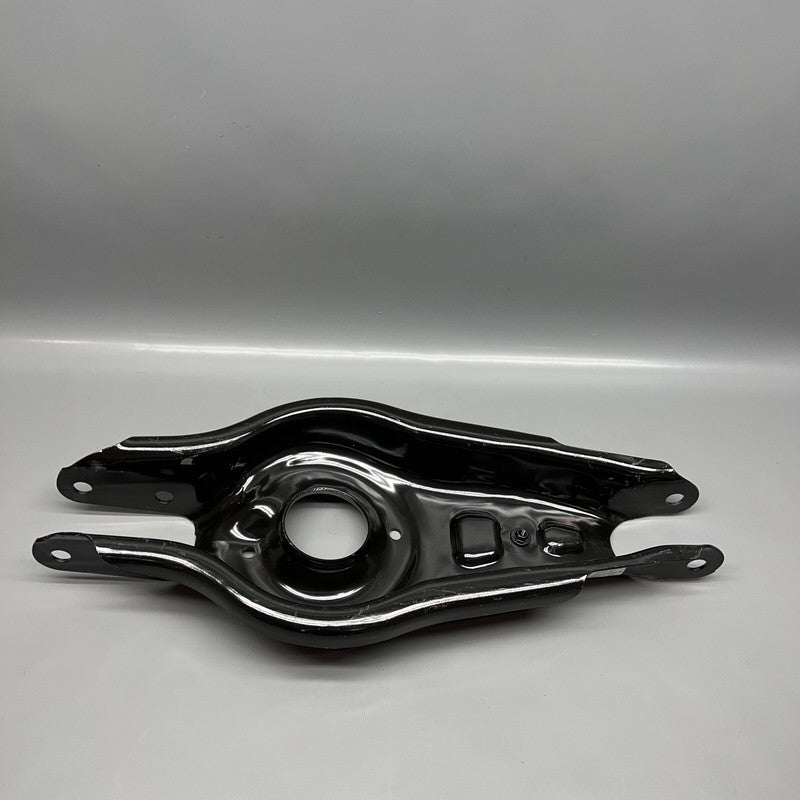 1044451-00-F TESLA MODEL 3 ,Y LINK LOWER ARM REAR 2018 19 20 21 22 2023 OEM 1044451-00-F