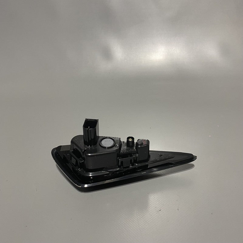 1125107-77-E TESLA MODEL 3 FENDER CAMERA RIGHT OEM 2017 2018 2019 2020 OEM 