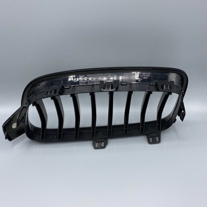 51137260490 BMW 335 GRILLE RIGHT SIDE F30 SEDAN SPORT 51137260490 OEM 2012 2013 2014 2015