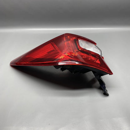 SUBARU OUTBACK TAIL LIGHT LEFT DRIVER 2015 2016 2017 2018 2019 OEM