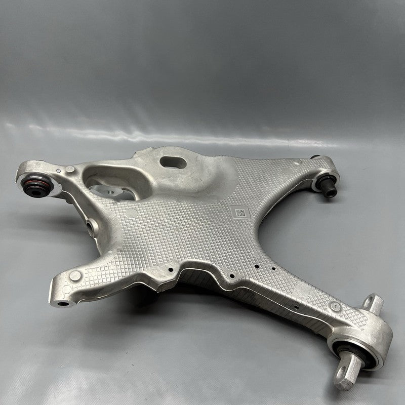 32395068 VOLVO XC90 CONTOL ARM RIGHT REAR LOWER 2017 2018 2019 2020 2021 2022 2023 2024