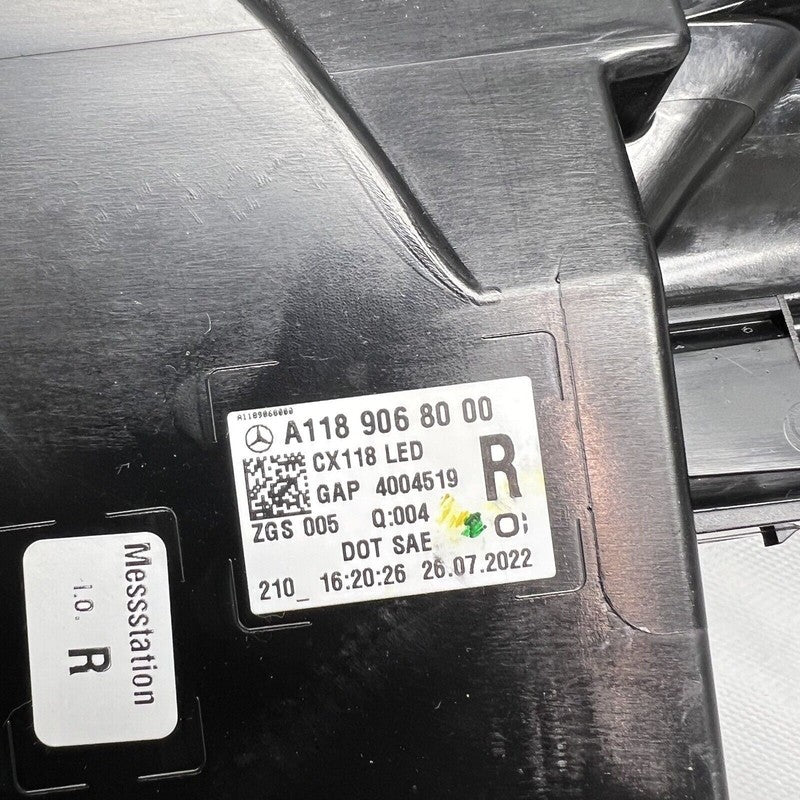 A1189068000 MERCEDES CLA250 TAIL LIGHT RIGHT PASSENGER 2020 2021 2022 LED A1189068000 OEM