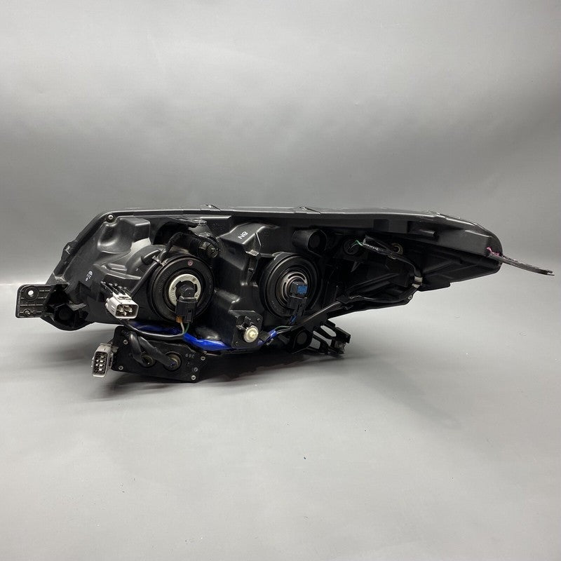 SUBARU FORESTER HEADLIGHT RIGHT PASSENGER 2017 2018 HALOGEN OEM