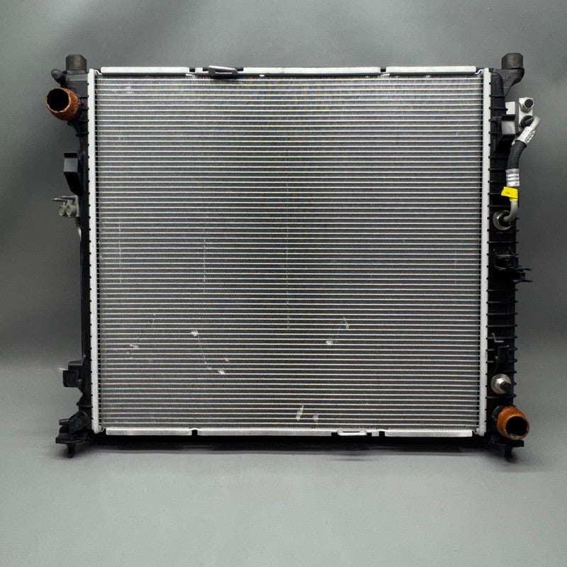 A0995000002 MERCEDES BENZ GL450 GL550 RADIATOR 2013 2014-2016 2017 2018 2019 OEM A0995000002