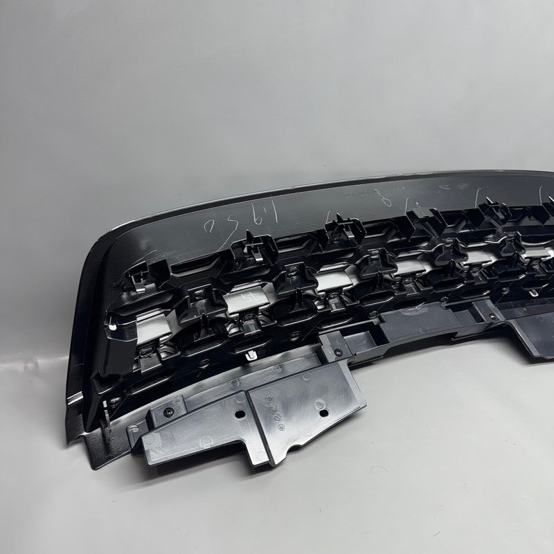 LK72-8A100-AD LAND ROVER DISCOVERY SPORT GRILLE 2020 2021 2022 2023 OEM LK72-8A100-AD