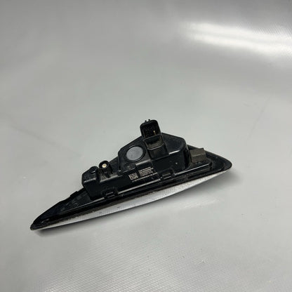 1125107-77-E TESLA MODEL 3 FENDER CAMERA MARKER RIGHT 2018 2019 2020 2021 1125107-77-E