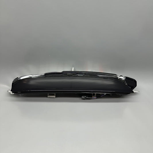 M8E2-13404-AL RANGE ROVER VOGUE TAIL LIGHT LEFT DRIVER 2023 2024 OEM M8E2-13404-AL