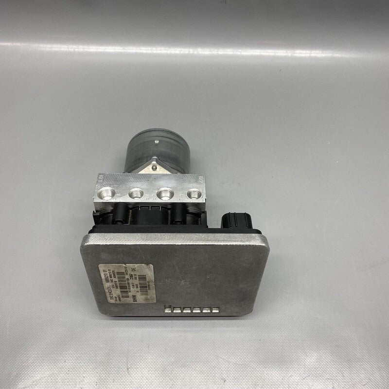 6889210-01 BMW 530 ABS PUMP MODULE 2017 2018 2019 G30 6889210-01