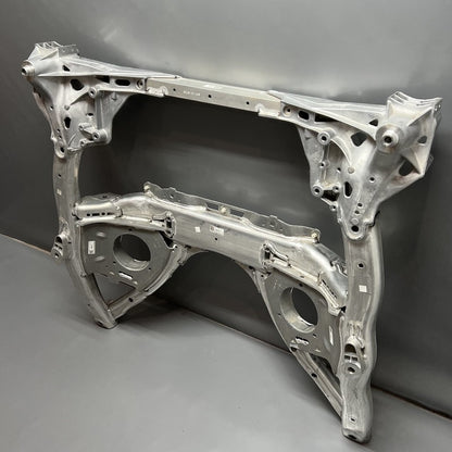 6861106 BMW 750 CROSSMEMBER FRONT SUBFRAME 2016 2017 2018 2019 OEM 6861106
