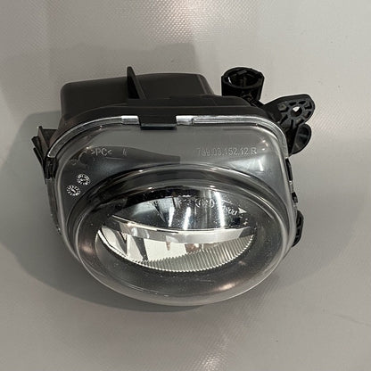 6317-7311294 BMW 528 FOG LIGHT RIGHT PASSENGER 2014 2015 2016 6317-7311294 OEM