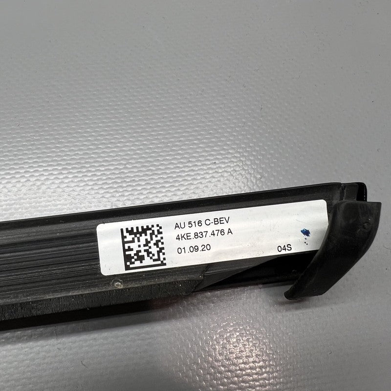 4KE837476A AUDI E-TRON WINDOW BELT MOLDING LEFT FRONT 2019 2020 2021 OEM 4KE837476A