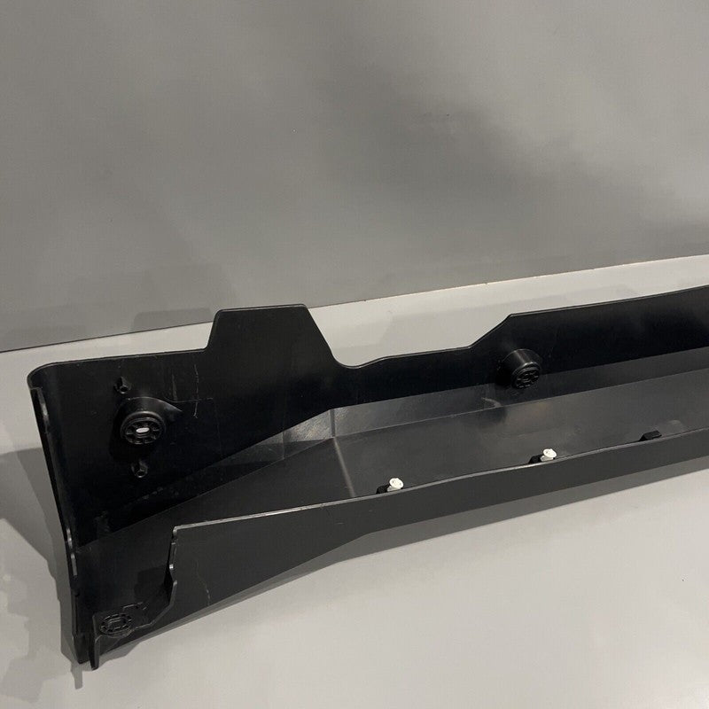 1816597-00- C TESLA CYBERTRUCK ROCKER MOLDING LEFT DRIVER 2024 2025 OEM 1816597-00-C