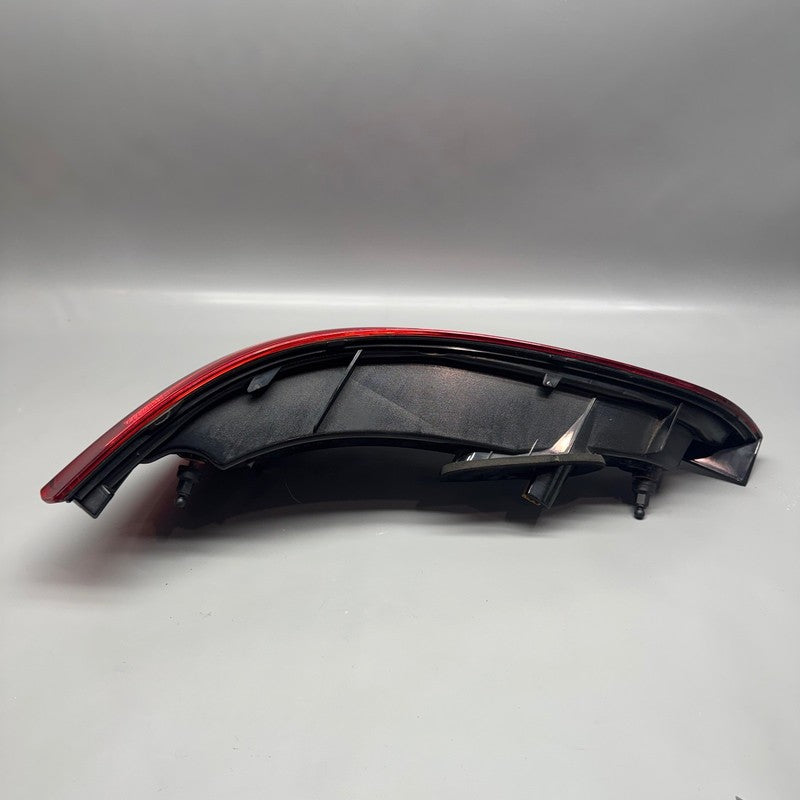 AUDI Q5 TAIL LIGHT RIGHT PASSENGER 2013 2014 2015 2016 2017 OEM 8R0945