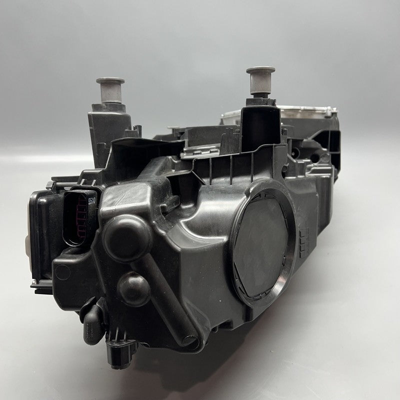 9Y0941036K PORSCHE CAYENNE GTS HEADLIGHT RIGHT PASSENGER 2019 2020 2021 OEM 9Y0941036K