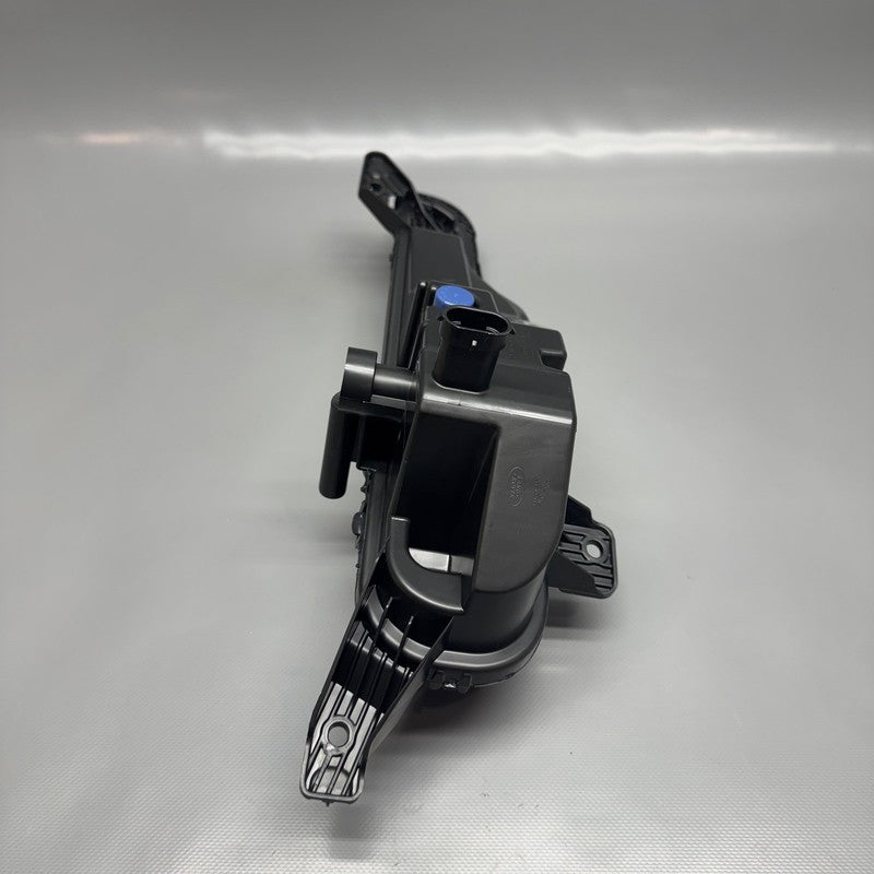 RANGE ROVER EVOQUE FOG LIGHT RIGHT PASSENGER 2016 2017 2018 2019 OEM