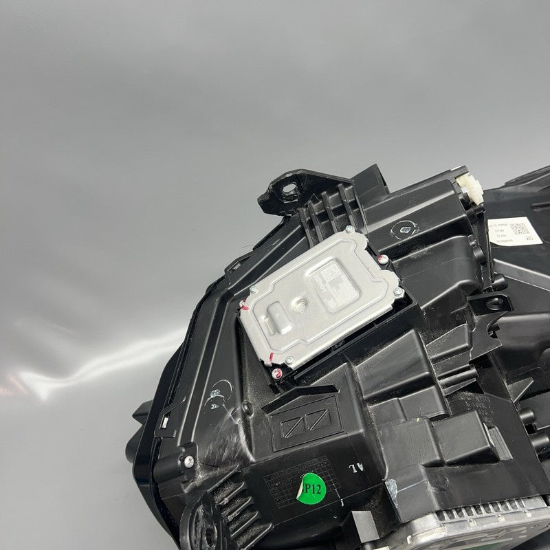 84469440 CADILLAC XTS HEADLIGHT RIGHT PASSENGER 2018 2019 LED OEM 84469440