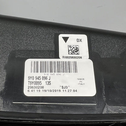 9Y0945096J PORSCHE CAYENNE TAIL LIGHT RIGHT PASSENGER 2019 20 21 22 2023 LED OEM 9Y0945096J