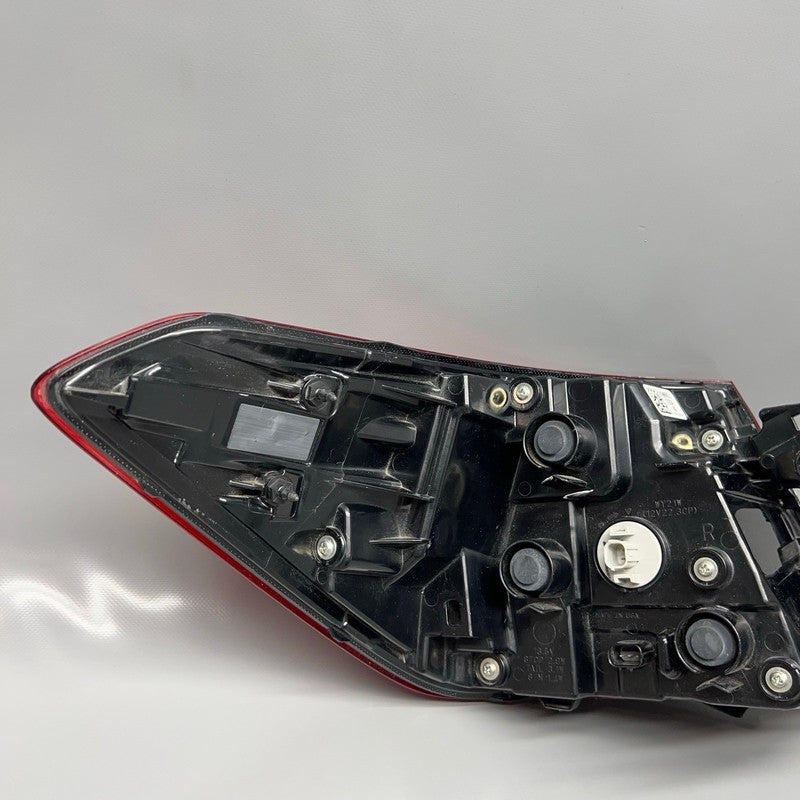 HONDA CIVIC TAIL LIGHT RIGHT PASSENGER 2022 2023 SEDAN OEM