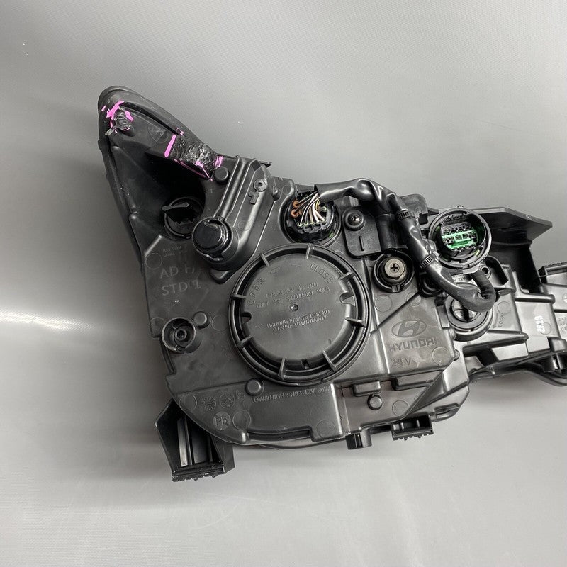 HYUNDAI ELANTRA HEADLIGHT LEFT DRIVER 2019 2020 HALOGEN OEM 